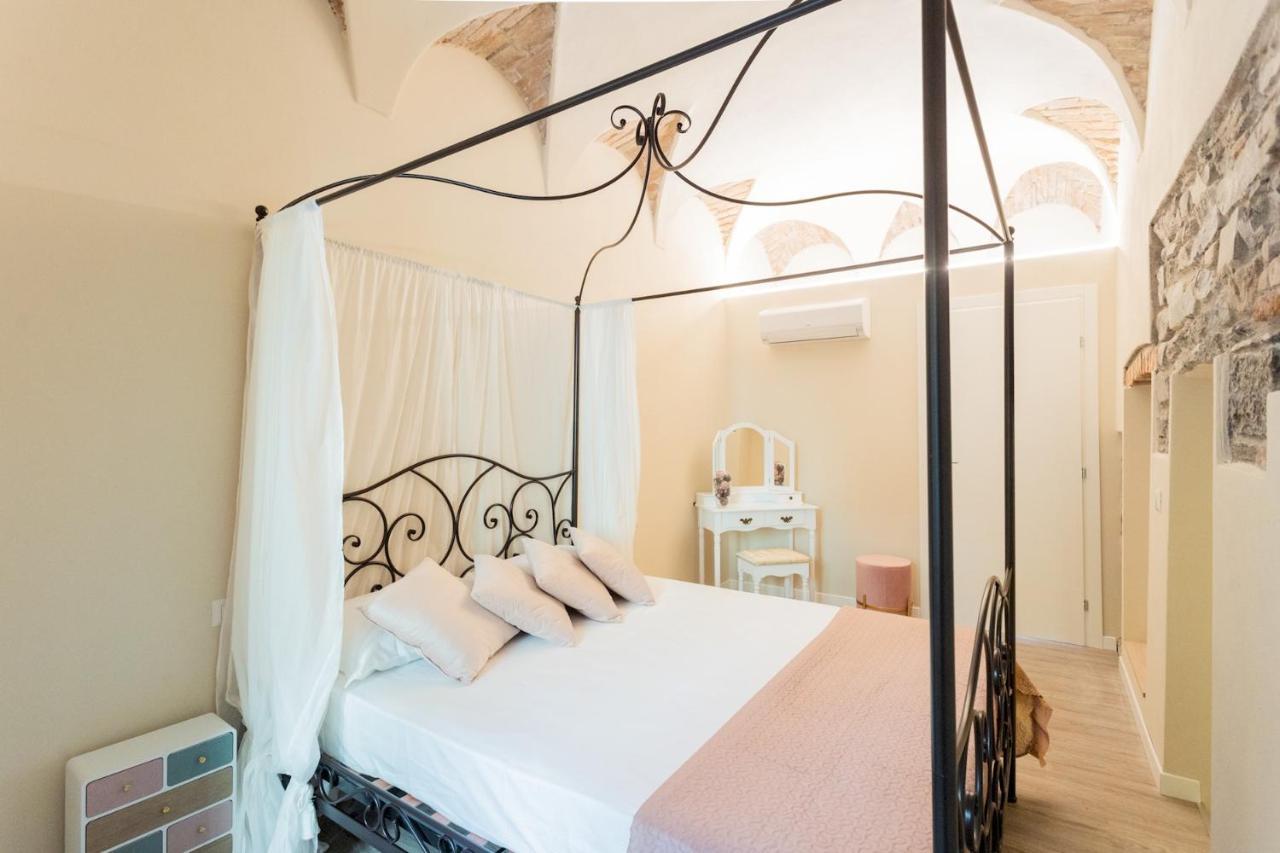 Romantic Escape City Centre With Jacuzzi & Parking By Rent All קומו מראה חיצוני תמונה