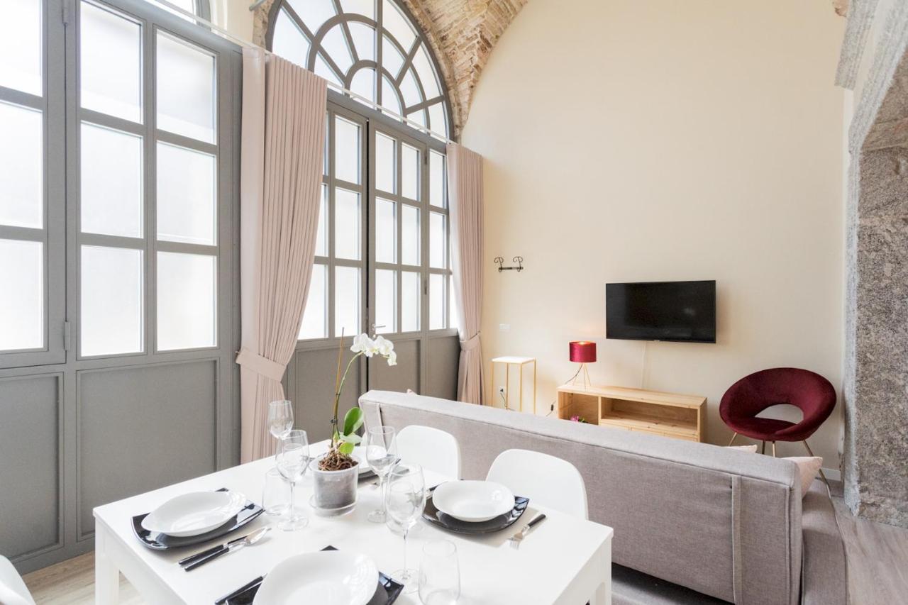 Romantic Escape City Centre With Jacuzzi & Parking By Rent All קומו מראה חיצוני תמונה